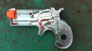 Dyna-Mite-Derringer-toy-cap-gun-spring-schematic