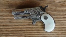 Pearl Dyna-Mite derringer cap gun toy