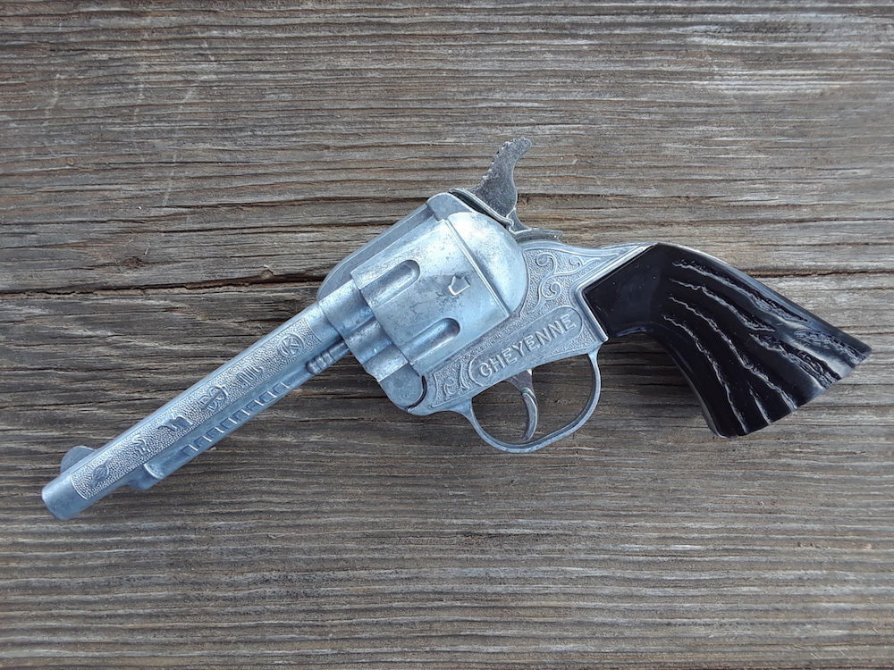 Cheyenne toy cap gun pistol relic series black grips